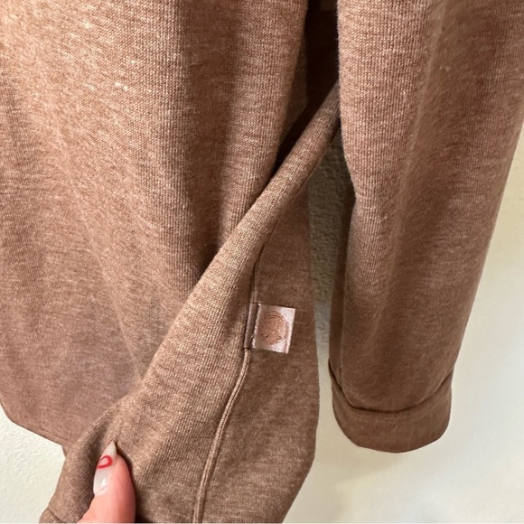 Lululemon Men's Soft Knit Brown Shirt - Picture 5 of 10